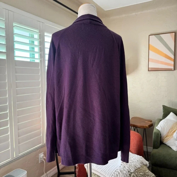 Debbie Morgan long purple cardigan with pockets - Picture 4 of 5